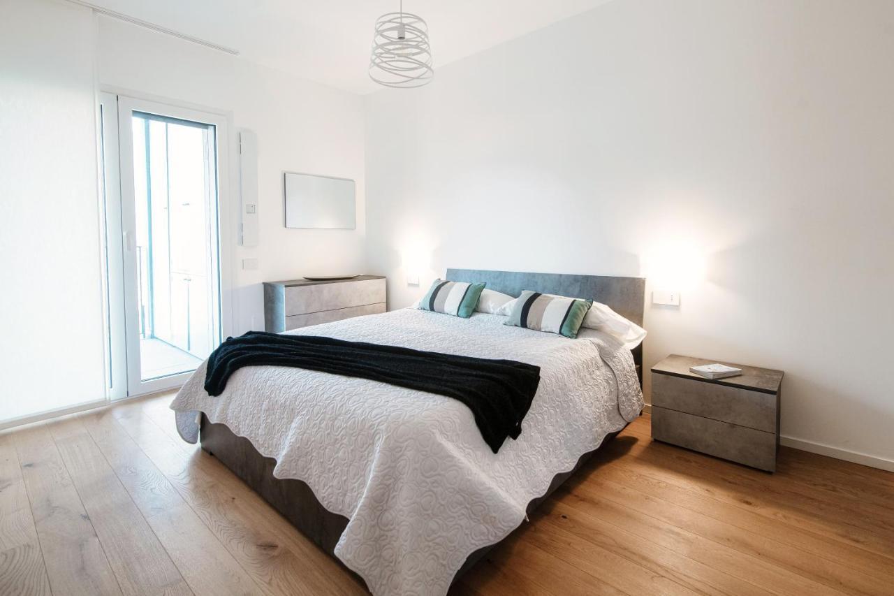 Cozy Joivy Suite 3 With Parking Como Exterior photo