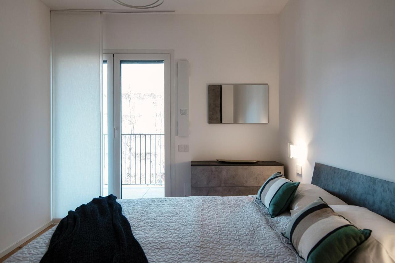 Cozy Joivy Suite 3 With Parking Como Exterior photo